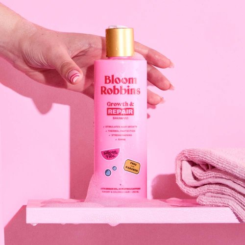 Bloom Robbins Growth & Repair – Regenerační šampon pro barvené a poškozené vlasy 250 ml