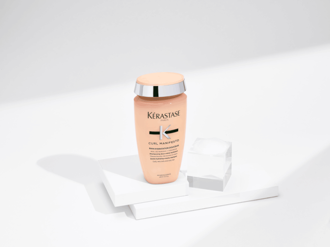 Kérastase Curl Manifesto Bain Hydratation Douceur pre vlnité vlasy 80 ml cest.b.